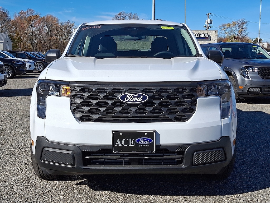 New 2025 Ford Maverick XL Truck SuperCrew