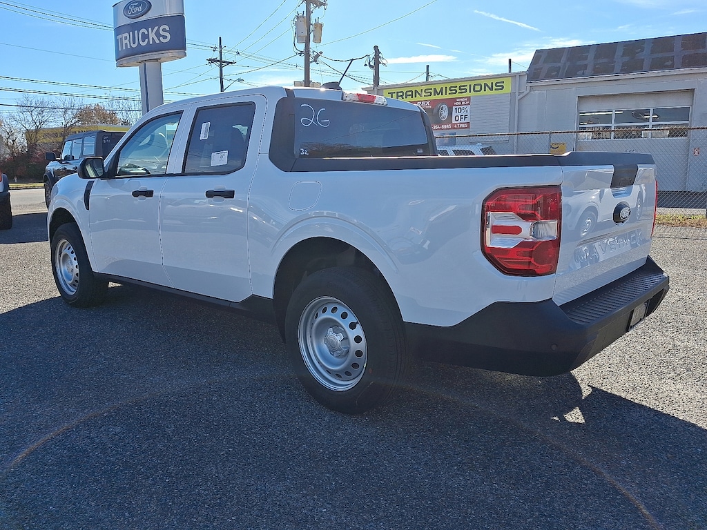New 2025 Ford Maverick XL Truck SuperCrew