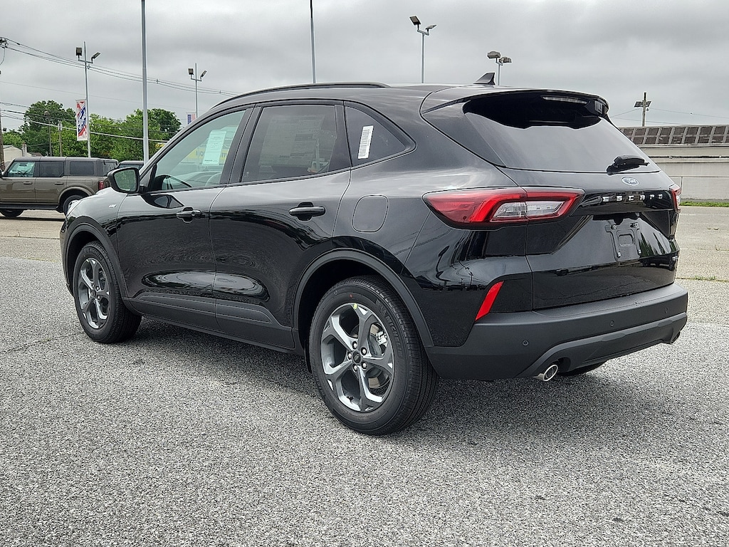 New 2025 Ford Escape ST-Line SUV