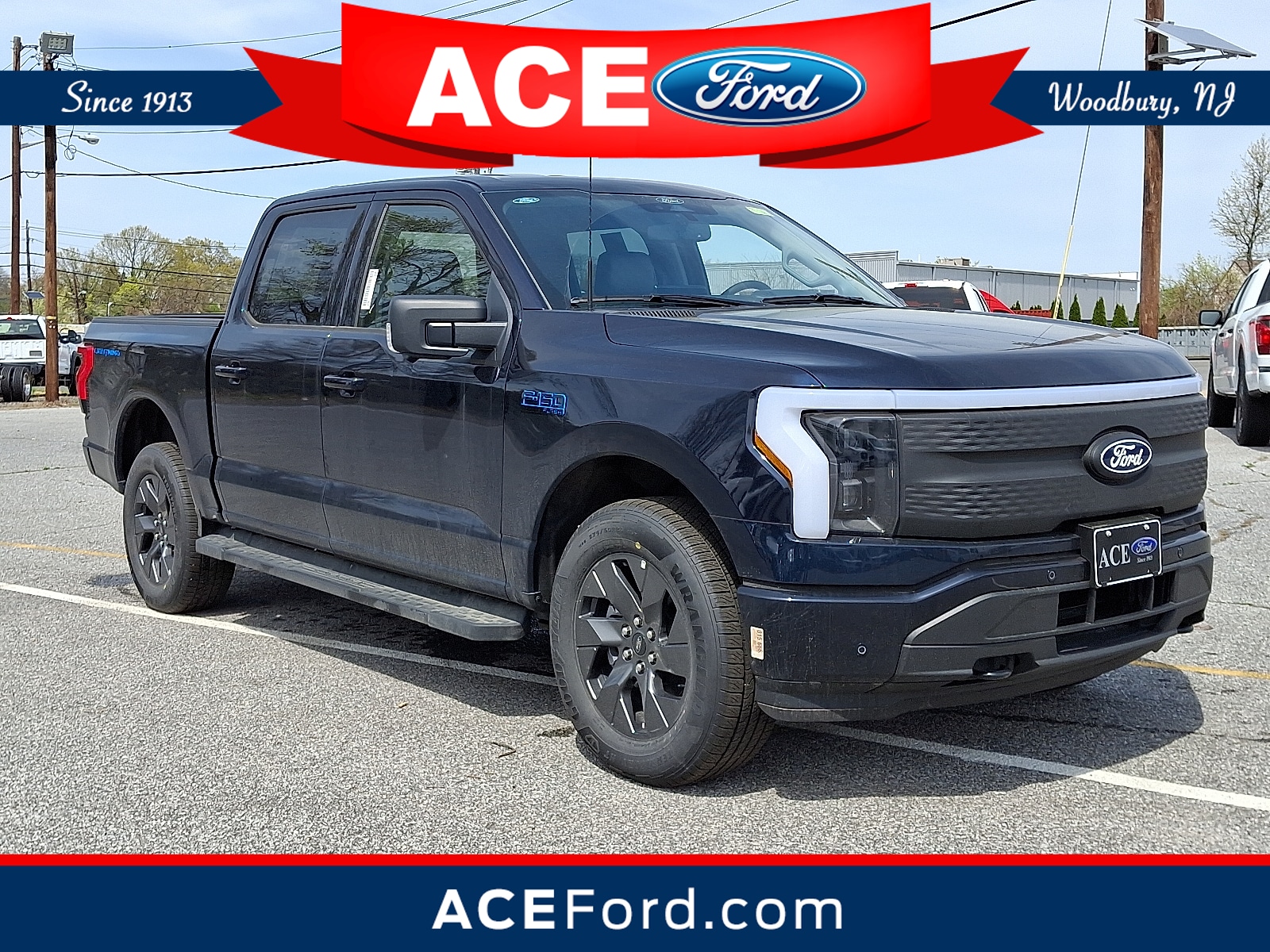 2025 Ford F-150 Lightning Flash's photo