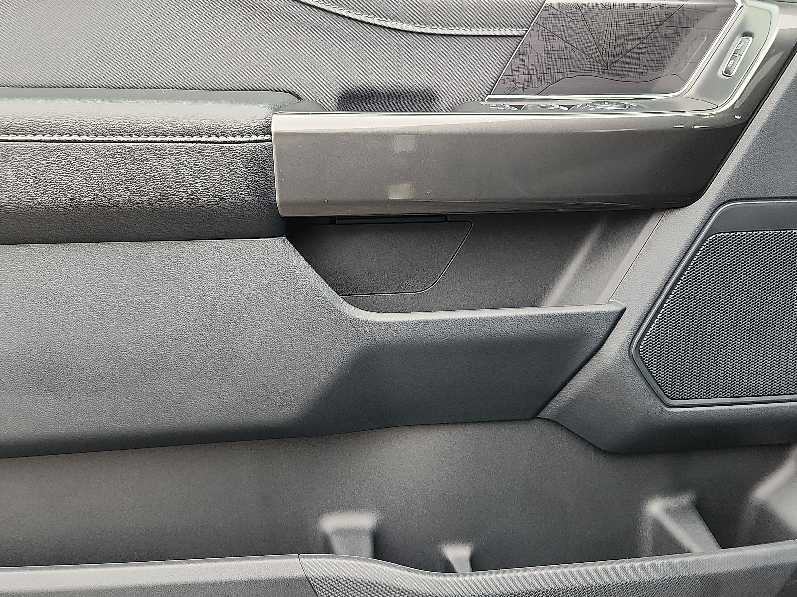 2023 Ford F-150 XLT - Photo 13