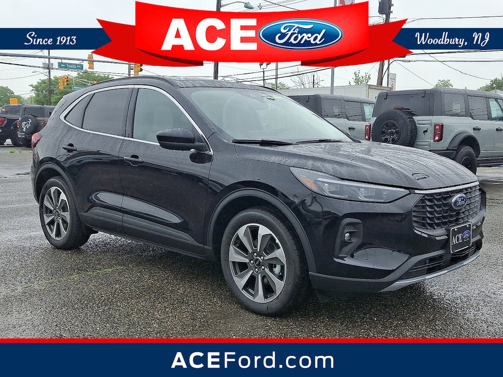 New 2025 Ford Escape Platinum SUV