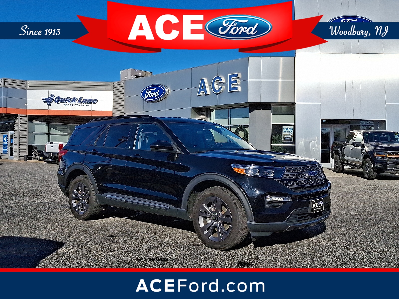 2022 Ford Explorer XLT's photo