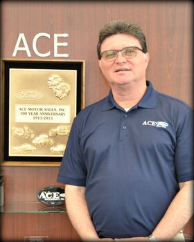 Staff member Mark Galiazzi from ID_ed508c92a9c2