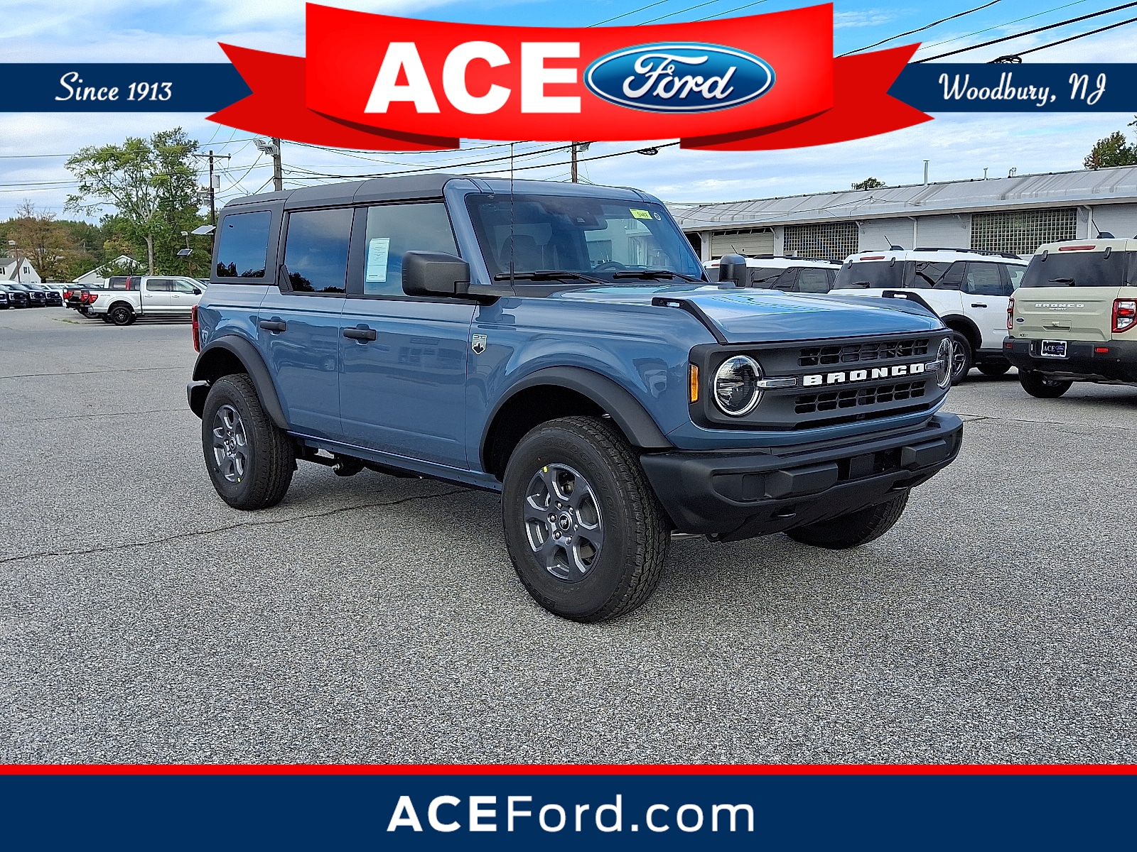 2025 Ford Bronco 4-Door Big Bend's photo