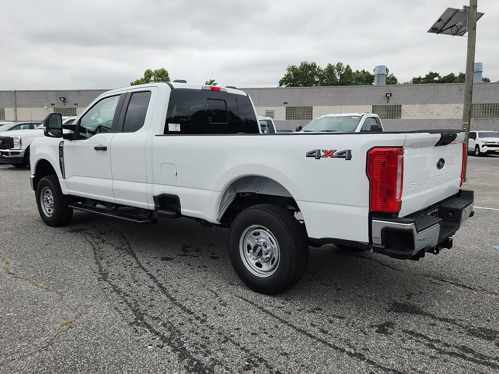 2025 Ford F-250 XL photo 3