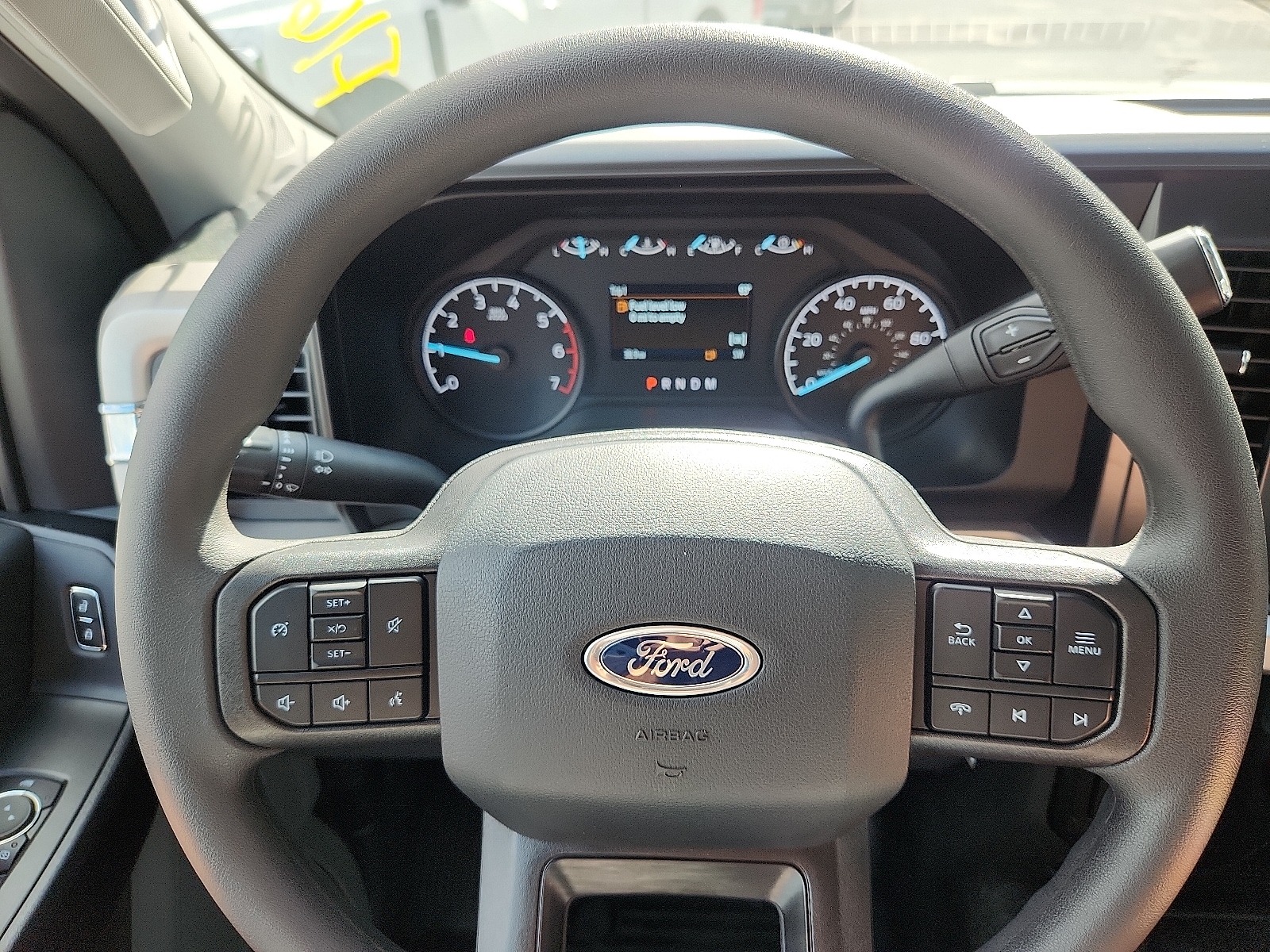 2026 Ford F-350 Super Duty XL - Photo 9