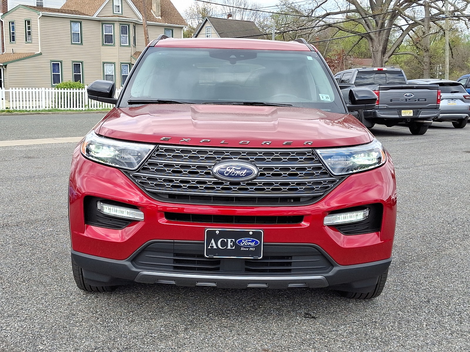 Used 2024 Ford Explorer XLT with VIN 1FMSK8DH7RGA23034 for sale in Woodbury, NJ