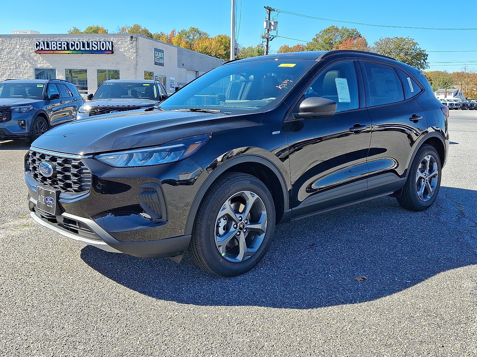 2026 Ford Escape ST-Line photo 2