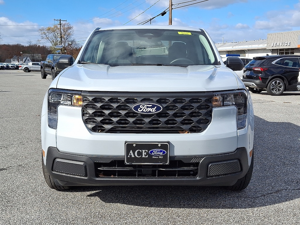 New 2025 Ford Maverick XL Truck SuperCrew