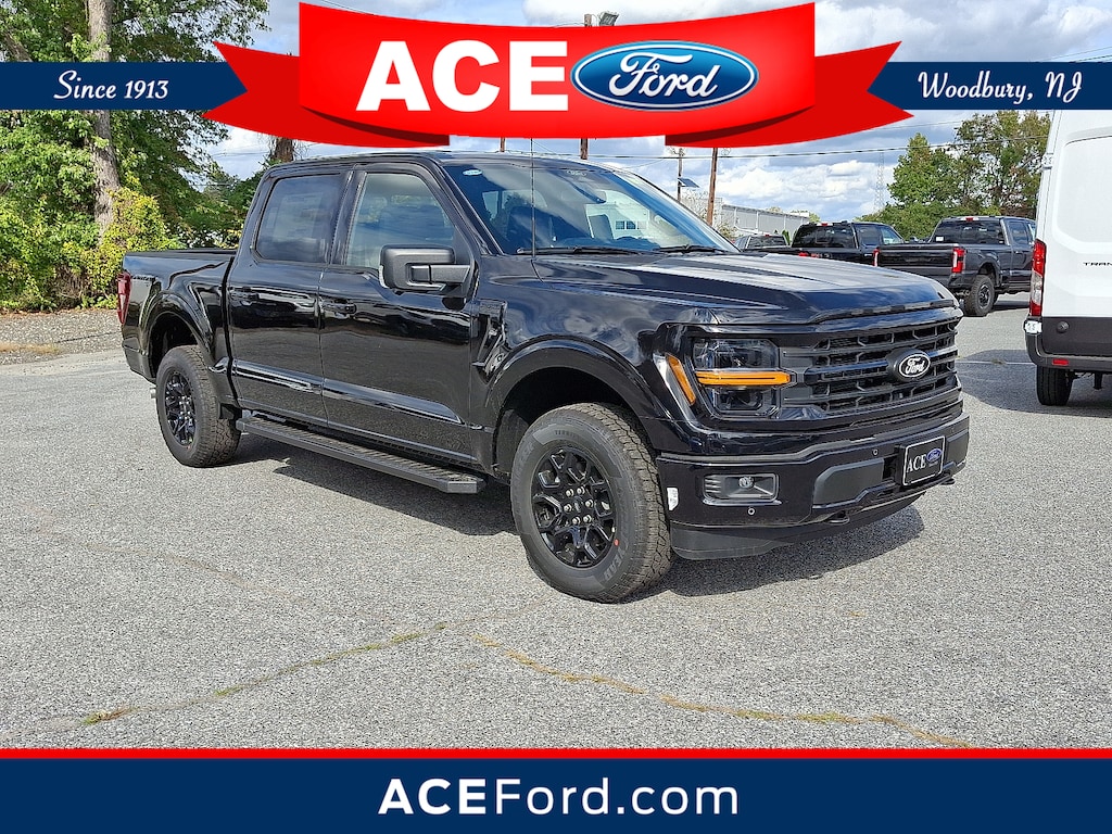 New 2025 Ford F-150 XLT Truck SuperCrew Cab