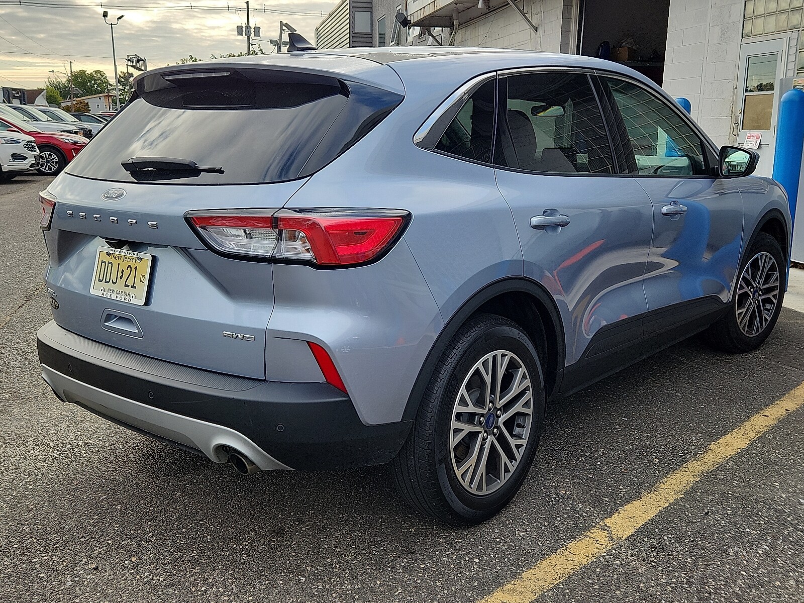 2022 Ford Escape SEL photo 4