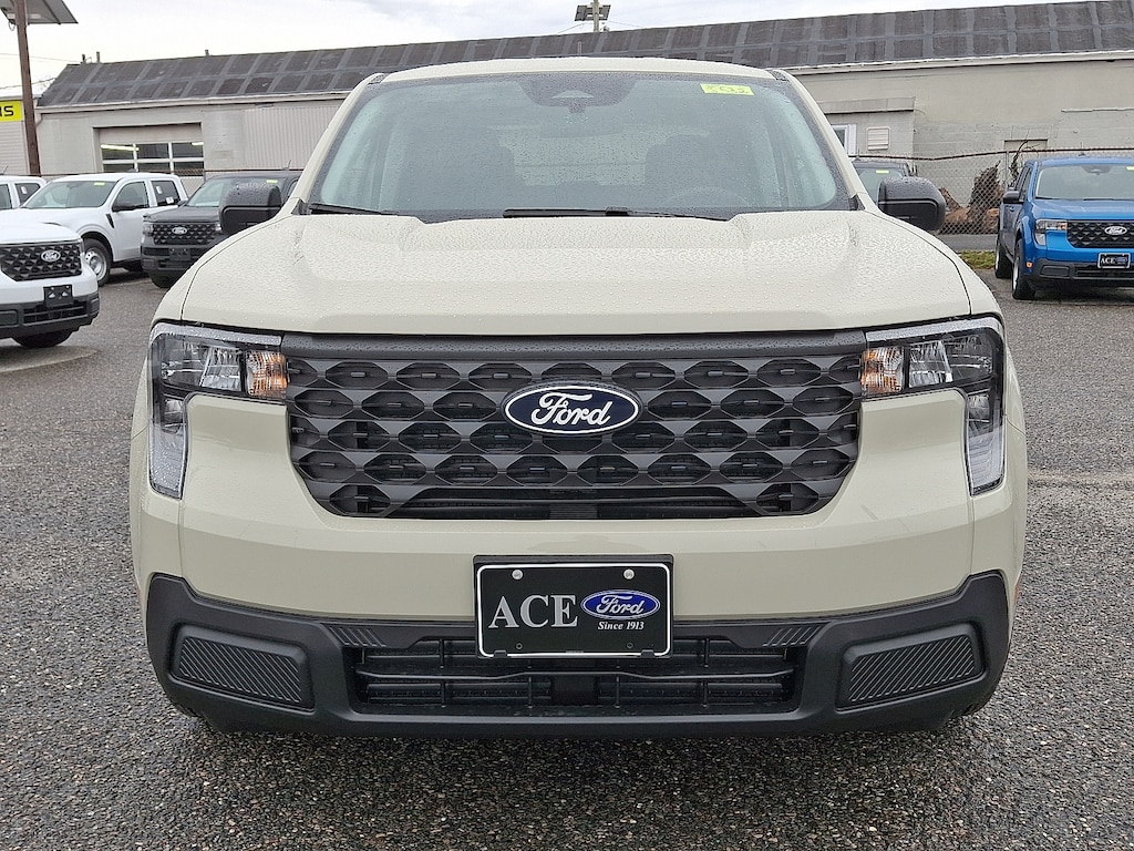 New 2025 Ford Maverick XL Truck SuperCrew