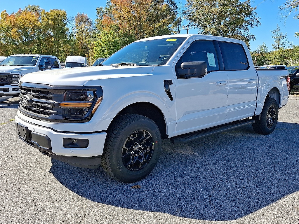 New 2025 Ford F-150 XLT Truck SuperCrew Cab