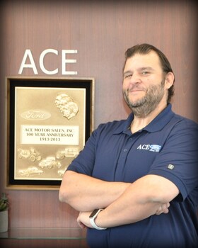 Staff member Anthony Zappile from ID_ed508c92a9c2