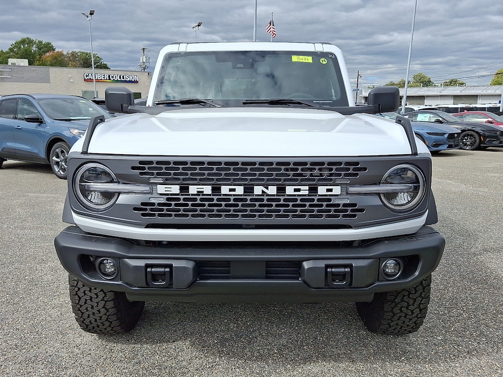 New 2025 Ford Bronco Badlands SUV