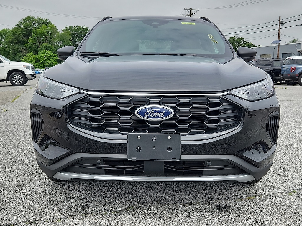 New 2025 Ford Escape ST-Line SUV