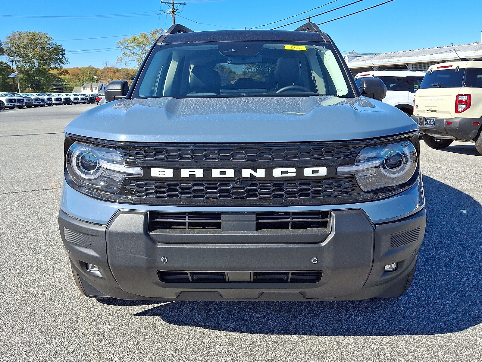 2025 Ford Bronco Sport Outer Banks photo 2