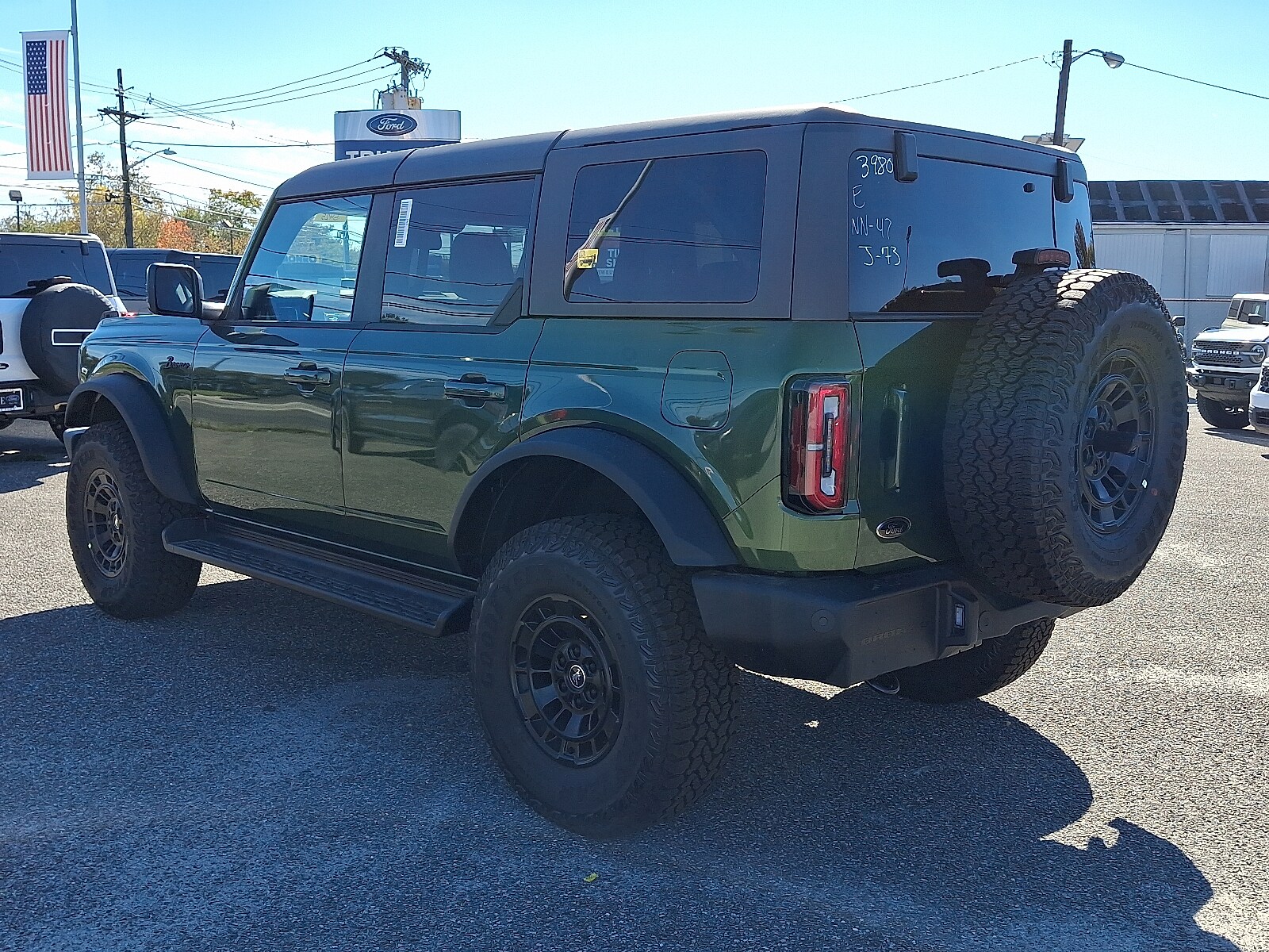 2025 Ford Bronco Outer Banks photo 3