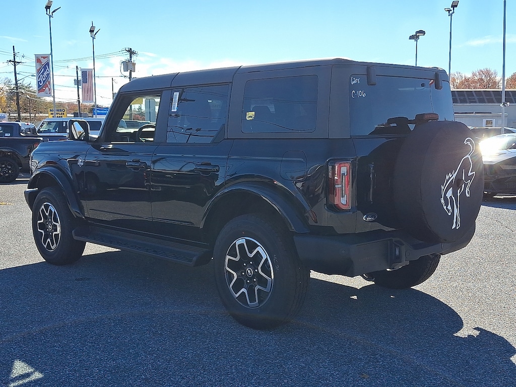 New 2025 Ford Bronco Outer Banks SUV