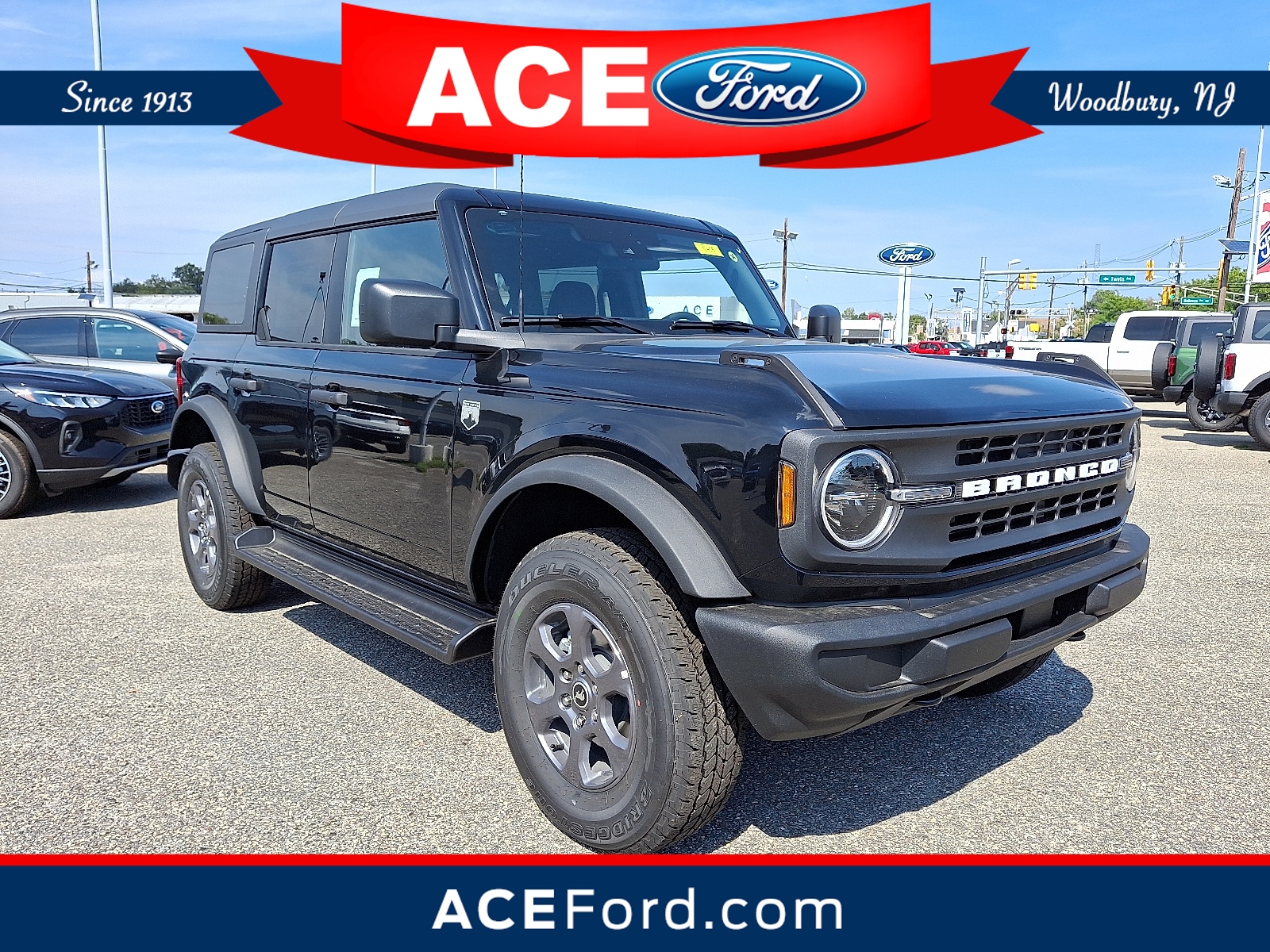 2025 Ford Bronco 4-Door Big Bend's photo