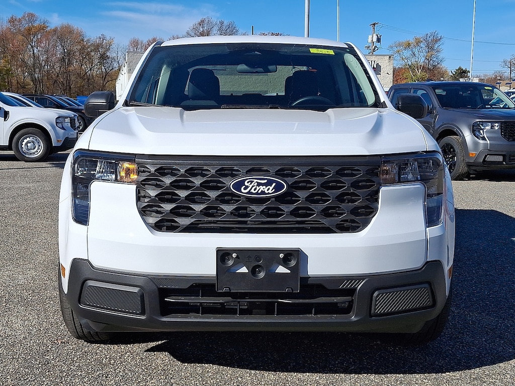 New 2025 Ford Maverick XL Truck SuperCrew