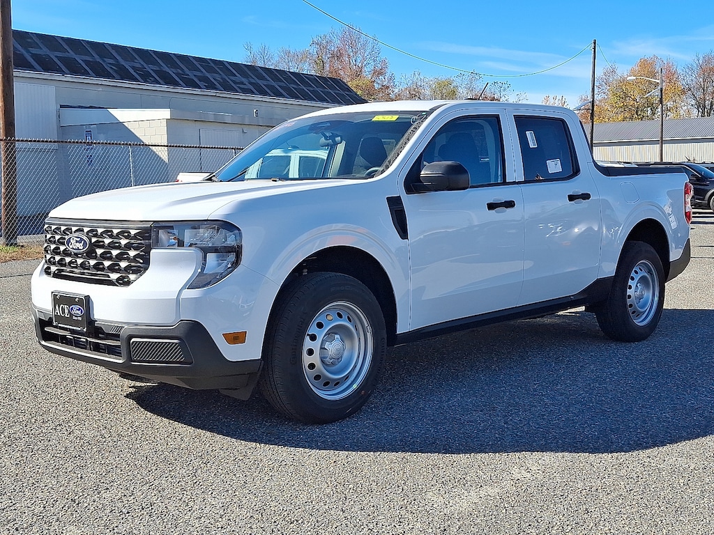New 2025 Ford Maverick XL Truck SuperCrew