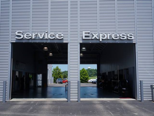 00service.jpg