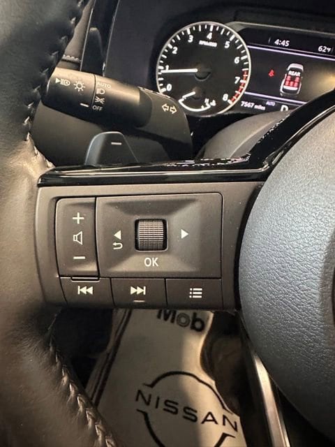 2025 Nissan Pathfinder SL - Photo 24