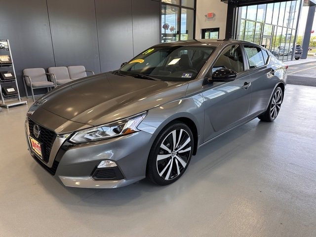 Used 2019 Nissan Altima SR with VIN 1N4BL4CW4KC194286 for sale in Monmouth Junction, NJ