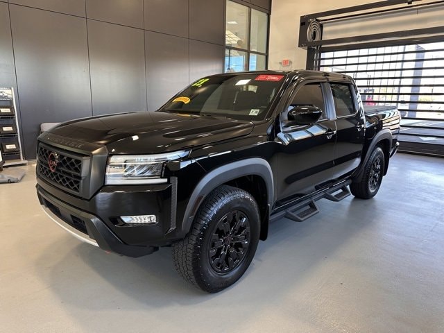 2023 Nissan Frontier PRO-4X's photo