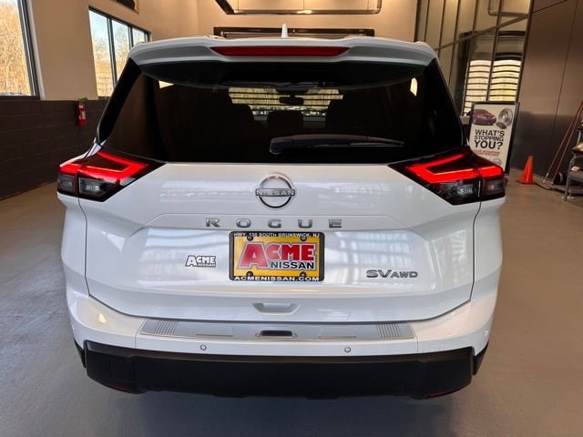 2024 Nissan Rogue SV - Photo 5