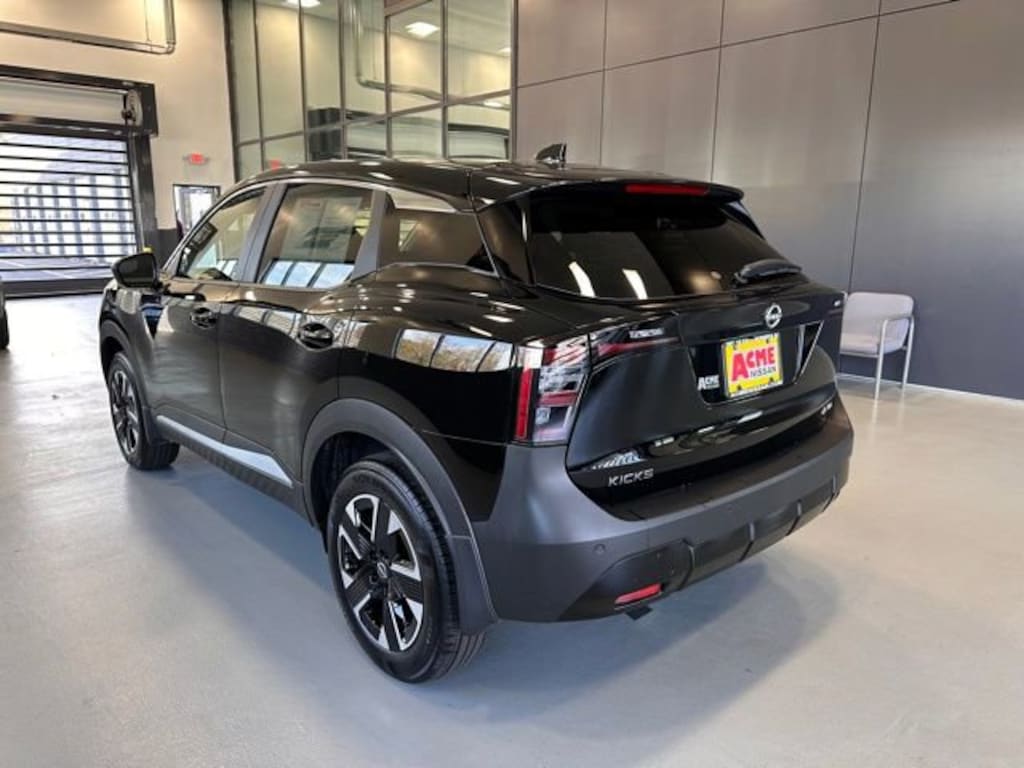 Certified 2025 Nissan Kicks SV SUV