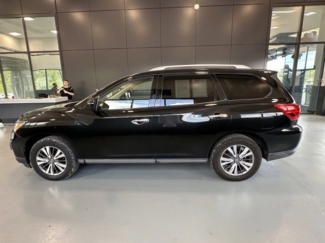 Certified 2019 Nissan Pathfinder SV with VIN 5N1DR2MM7KC584684 for sale in Monmouth Junction, NJ