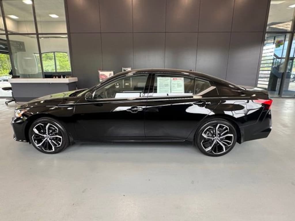 Certified 2023 Nissan Altima 2.5 SR Sedan