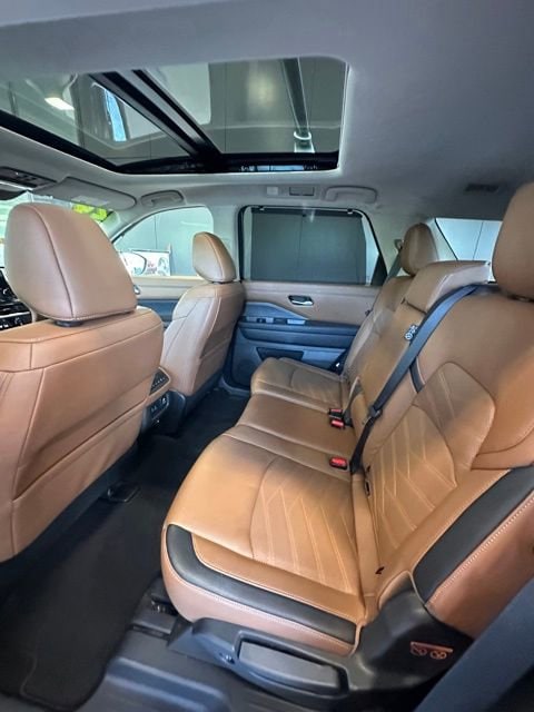 2024 Nissan Pathfinder Platinum - Photo 17