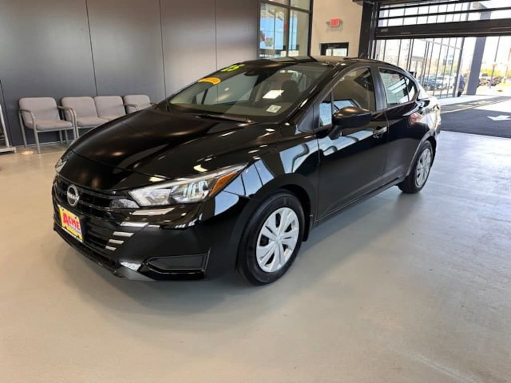Certified 2025 Nissan Versa 1.6 S Sedan