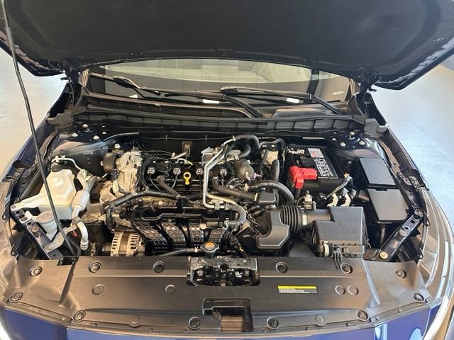 2024 Nissan Altima SR - Photo 10
