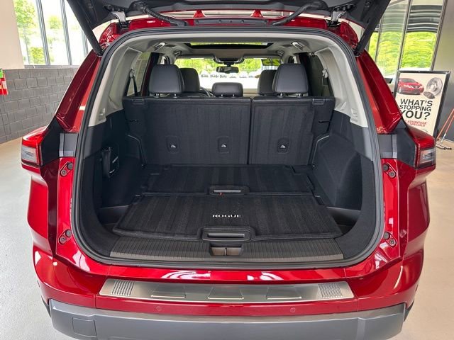 2025 Nissan Rogue SL - Photo 10