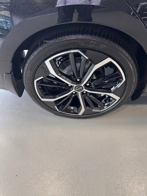 2023 Nissan Altima SR - Photo 14