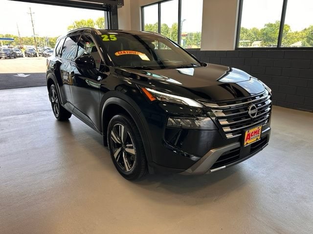 2025 Nissan Rogue SL - Photo 8