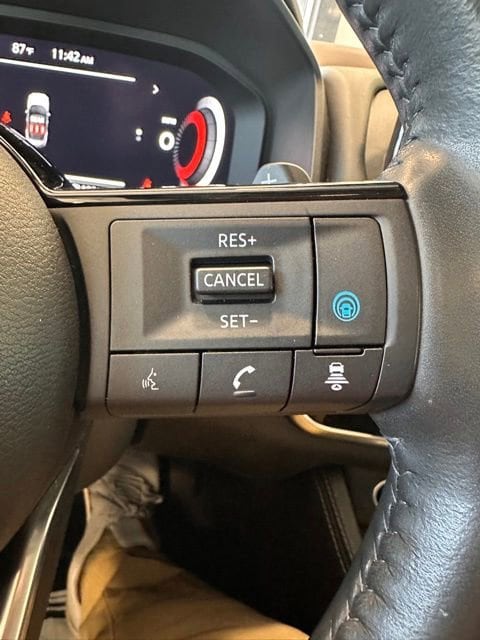 2023 Nissan Rogue Platinum - Photo 22