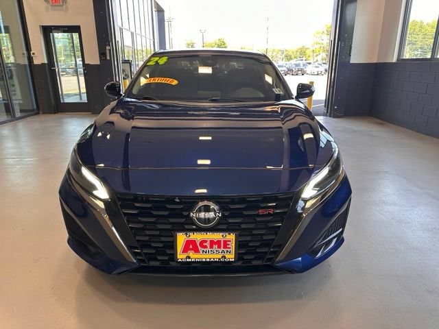 2024 Nissan Altima SR - Photo 8