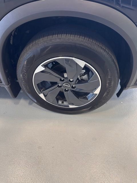 2025 Nissan Rogue SV - Photo 15