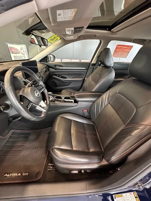 2023 Nissan Altima SR - Photo 17