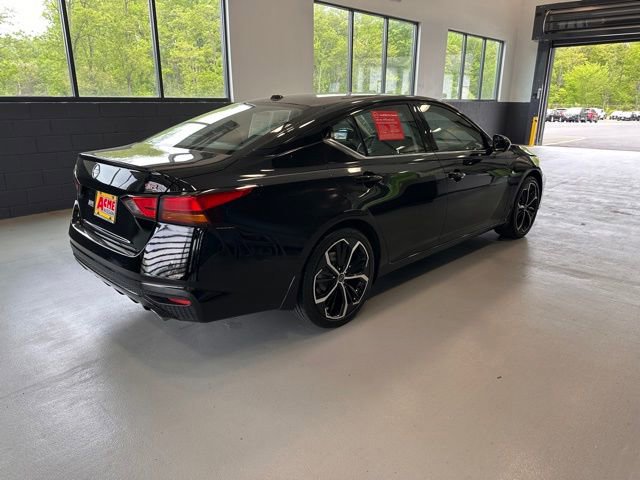 2023 Nissan Altima SR - Photo 6