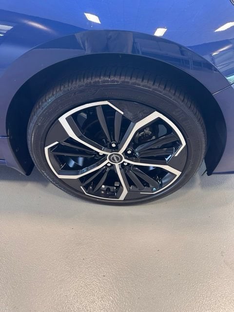 2024 Nissan Altima SR - Photo 14