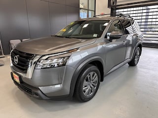 2024 Nissan Pathfinder SV SUV