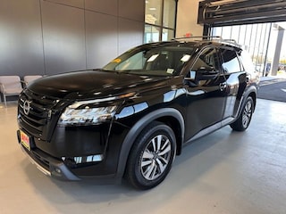 2022 Nissan Pathfinder SL SUV