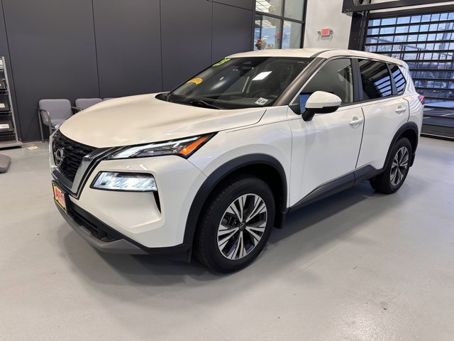 2023 Nissan Rogue SV photo 2